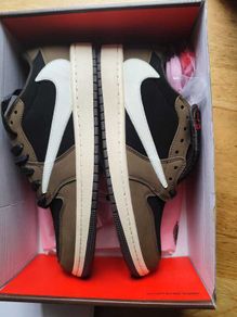 Travis Scott x Air Jordan 1 Low Dark Mocha (UK 10 / EU 45) - Like New, Boxed