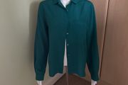 Long sleeve green blouse