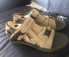Merrell Kahuna III sandals size 11