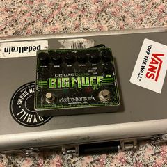 EHX Deluxe Bass Big Muff