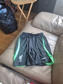 kids liverpool shorts size M