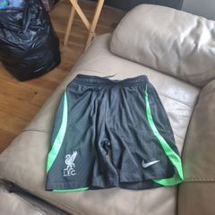 kids liverpool shorts size M