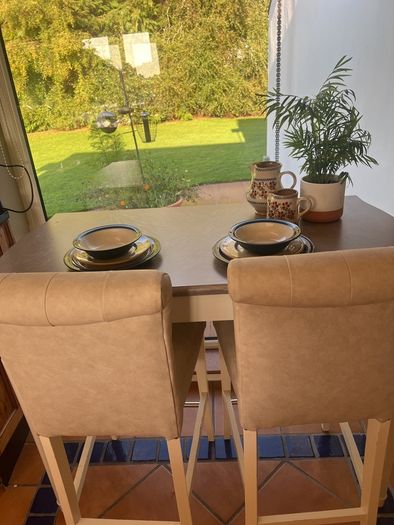 kitchen table for sale