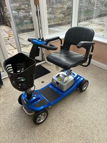 Portable mobility scooter