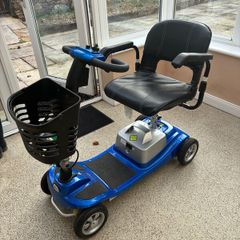 Portable mobility scooter