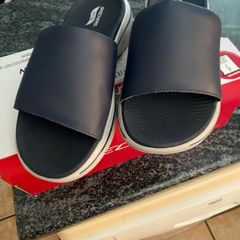 Mens Skechers flip flops