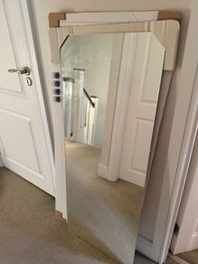 Full length mirror: wall mounted / leaning