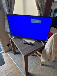 Sharp TV 32 inch with Remote