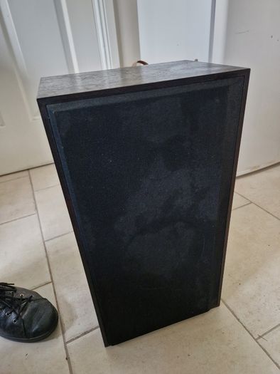 Sanyo Speaker Model HF-166 18.5 x 10 x 7 inch