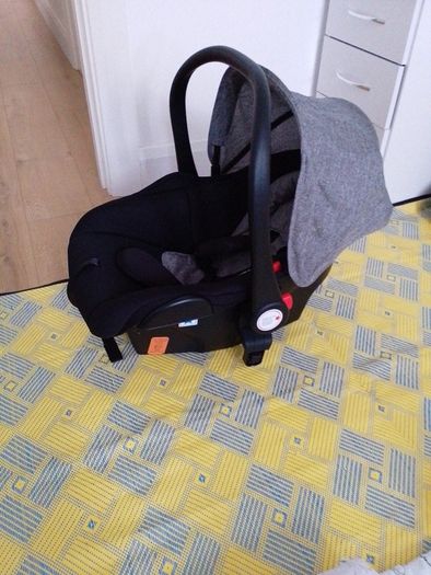 Newborn car seat