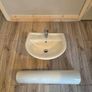 Sink and pedestal Image 4