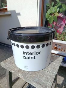 White interior Matt paint