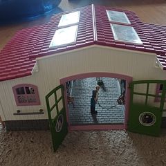 schleich stable