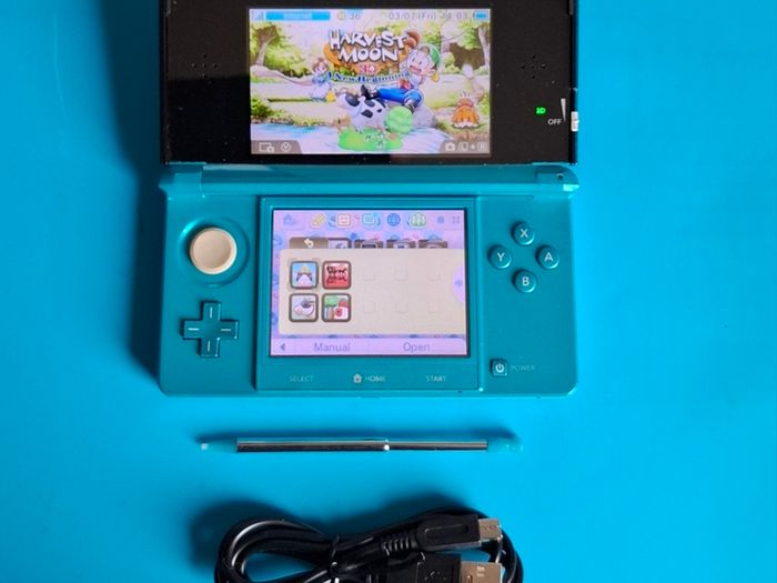 3DS Aqua Blue (Modded)