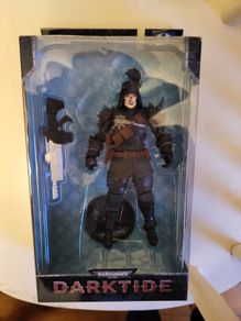 Warhammer 40,000: Darktide Traitor Guard Figure NEW