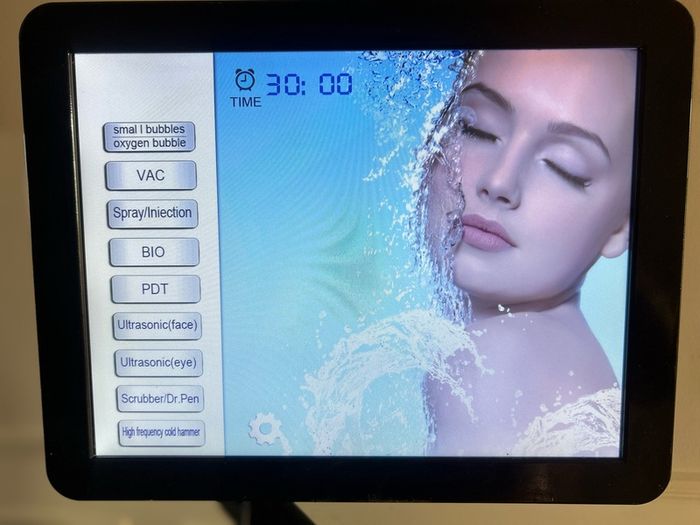 Facial Machine