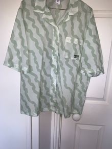 Reebok / Adidas lightweight blouse in sage pattern (M)