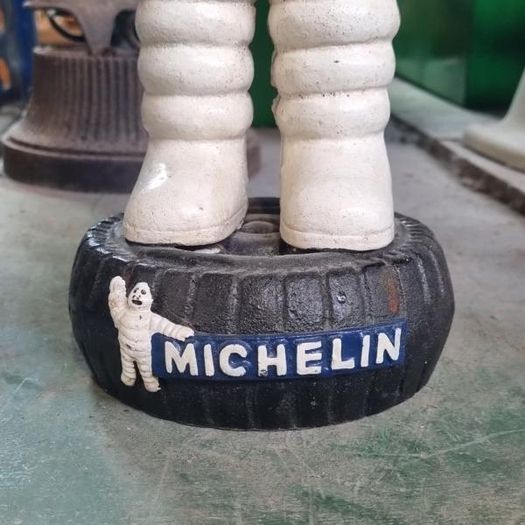 Michelin Man Cast Iron H466