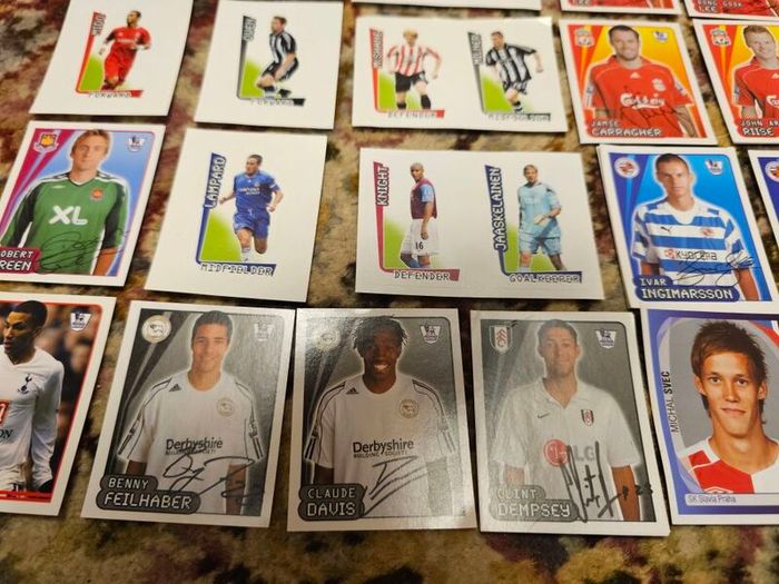 1700+ Football Cards Collection