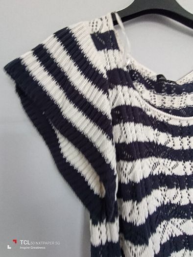 New.women's summer top. Size 12/14