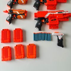 Nerf Elite Firestrike & Elite Stryfe Blaster With 5 Extra Catridges, 12 Bullets Plus One Grip