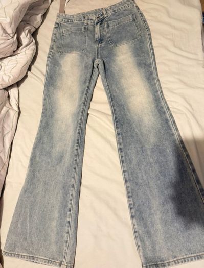 flared jeans