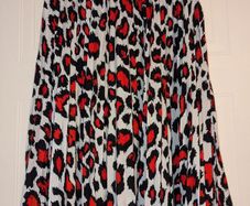 Stunning animal print pleated midi skirt from Voyelles