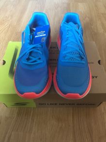 SKECHERS hyper burst