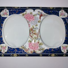 Vintage Porcelain Double Oval Frame