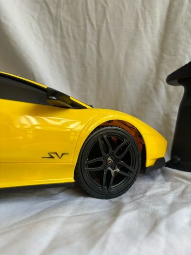 Brand new remote control car (perfect gift)
