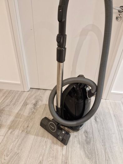 Miele vacuum cleaner