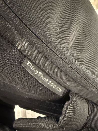 Lowepro Slingshot 300 AW Photo Sling Bag For Pro Digital SLR & 3-4 Lenses - Black