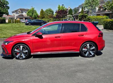 VW oem alloys 18 with tyres