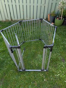 Playpen, metal