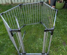 Playpen, metal