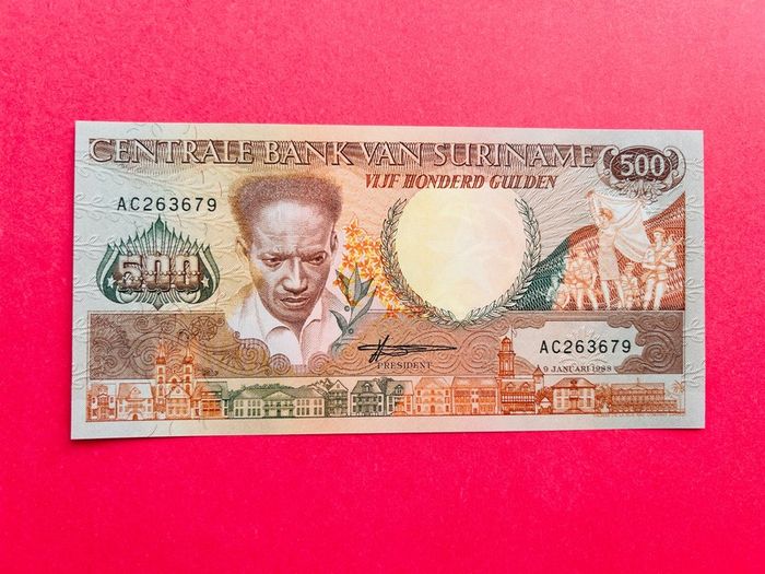Suriname   500 Gulden. 1988. Pick 135b .  ( Uncirculated )