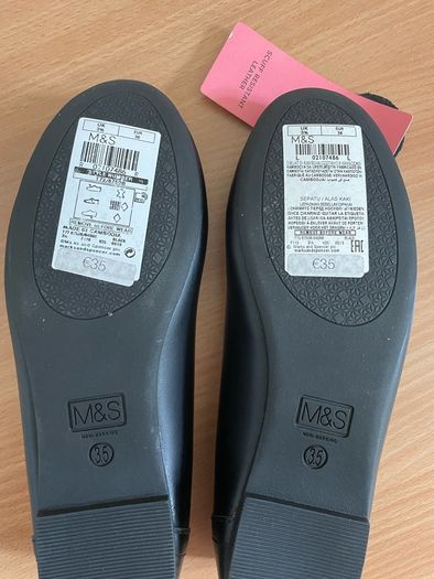 BNWT M&S leather girls school shoes 3 1/2