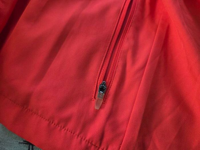 Liverpool Football Club Jacket 2017 to 2018 Childrens Large New Balance
