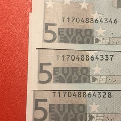 3 x Irish 5EUR Notes RARE Series T SEQUENCE Gem Brilliant Uncirculated