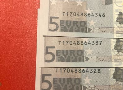 3 x Irish 5EUR Notes RARE Series T SEQUENCE Gem Brilliant Uncirculated