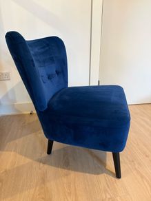 armchai dark blue