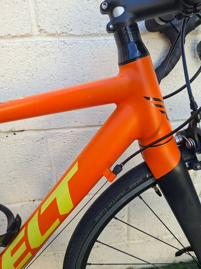 Felt FR 50 Carbon Fork/Aluminium Frame Road Bike