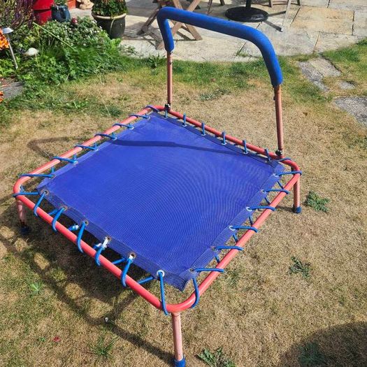 kids trampoline