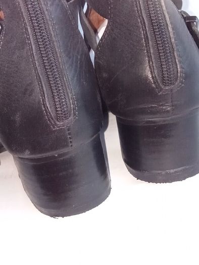 PRICE DROP, Fabulous "Jeffrey Campbell, Cut Out black leather ankle boots in perfect condition, Size 41/7