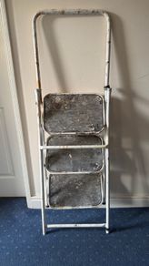 Folding Step Ladder