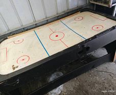 FREE! bikes and pool hockey table