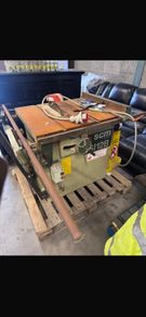 Saw bandsaw