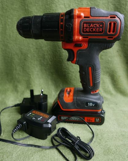 Black and Decker 18V Lithium-ion 2 Gear Hammer Drill  Charger, new Battery