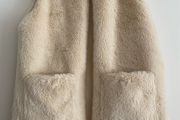 Sleeveless Jacket/ Coat (10yrs)