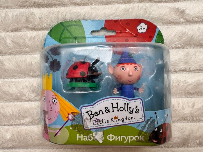 Ben & Holly's Little Kingdom Ben And Gaston 30970 action figure 2016 Damaged Box Please see photos